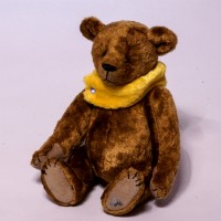 Мишка Teddy "Тод" из коричневого плюша с шарфиком